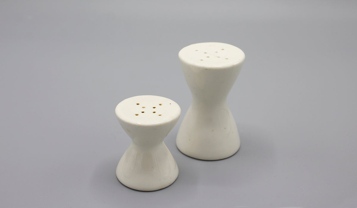 Fancy Salt & Pepper Shakers - Vintage - 5.5 H - Plastic - Pedistal bottom